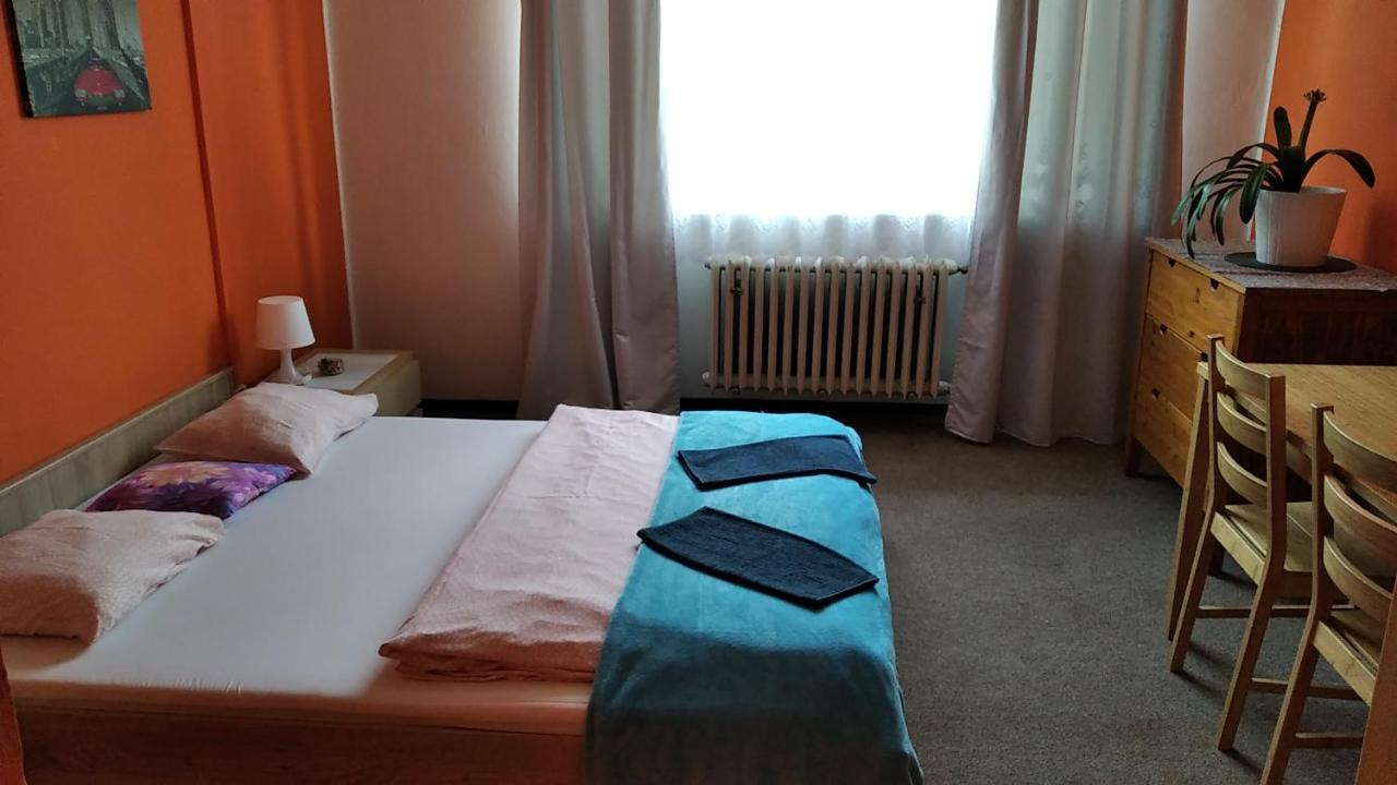 Motel Grado Прага Экстерьер фото